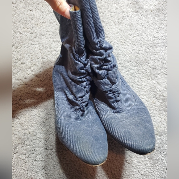 Manolo Blahnik Booties - Picture 7 of 13